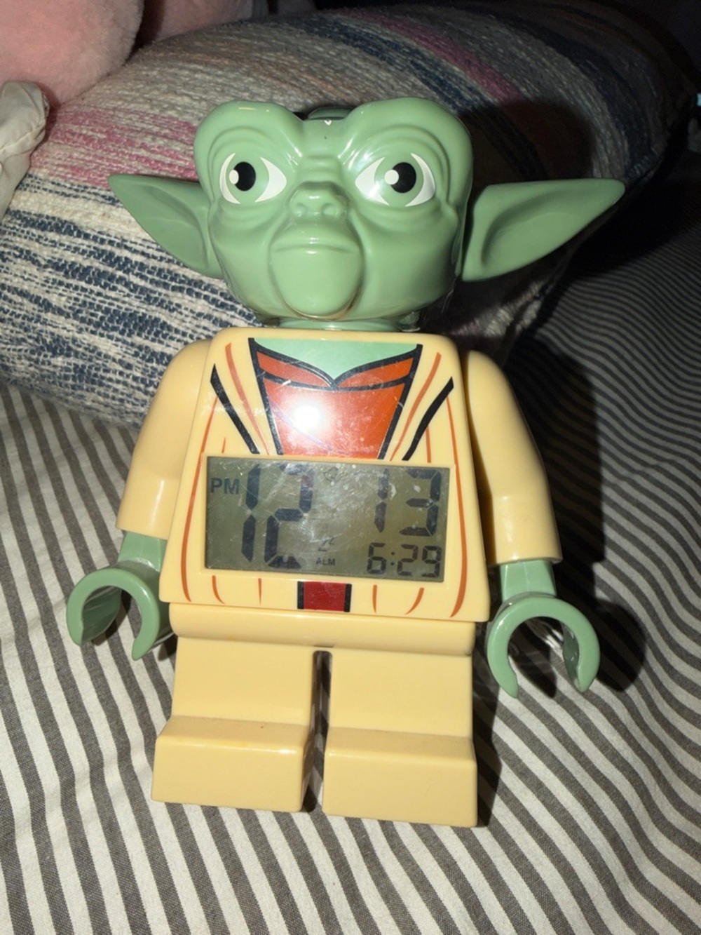 Star Wars Yoda Alarm Clock Figure - Green and Tan